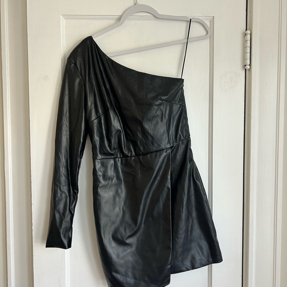 Adika Black One-Shoulder Dress